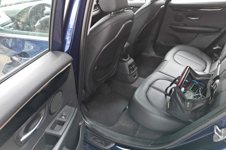Used BMW 2 Series Active Tourer 2018 218i Premium Sports Package Interior 4