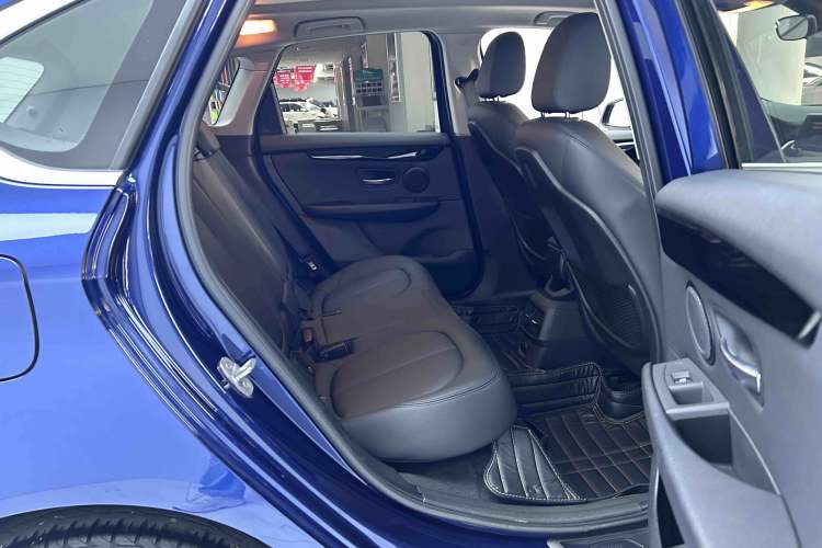 Used BMW 2 Series Active Tourer 2018 218i Leading Model Interior 4