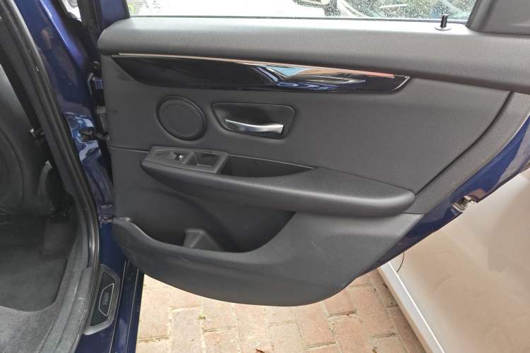 Used BMW 2 Series Active Tourer 2018 218i Premium Sports Package Interior 6