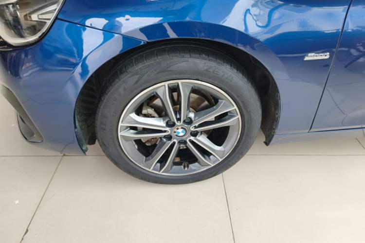 Used BMW 2 Series Active Tourer 2018 218i Premium Sports Package Left Front Wheel Hub
