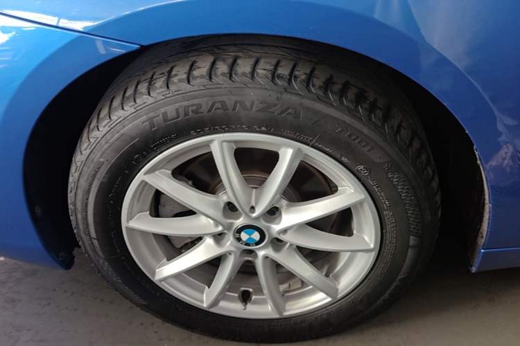 Used BMW 2 Series Active Tourer 2018 218i Fashion Model Left Front Wheel Hub