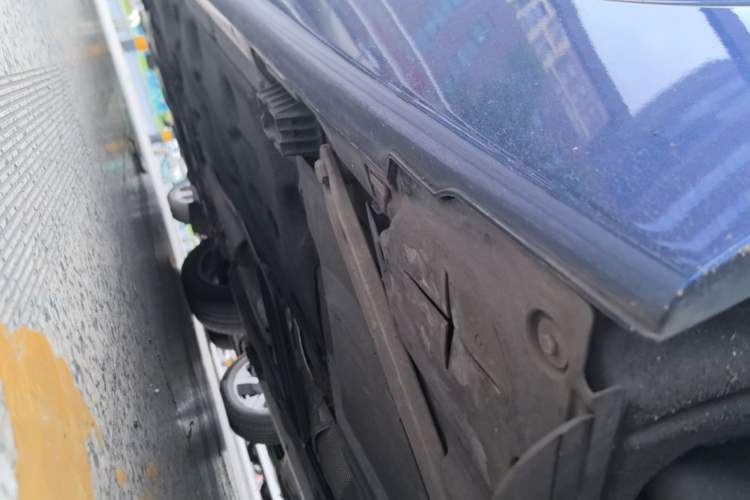 Used BMW 2 Series Active Tourer 2018 218i Leading Model Left Side Sill