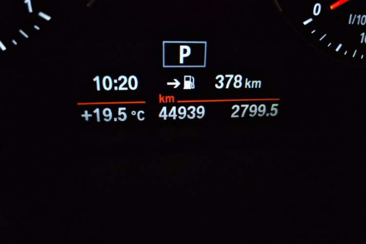 Used BMW 2 Series Active Tourer 2018 218i Leading Model Odometer Close Up