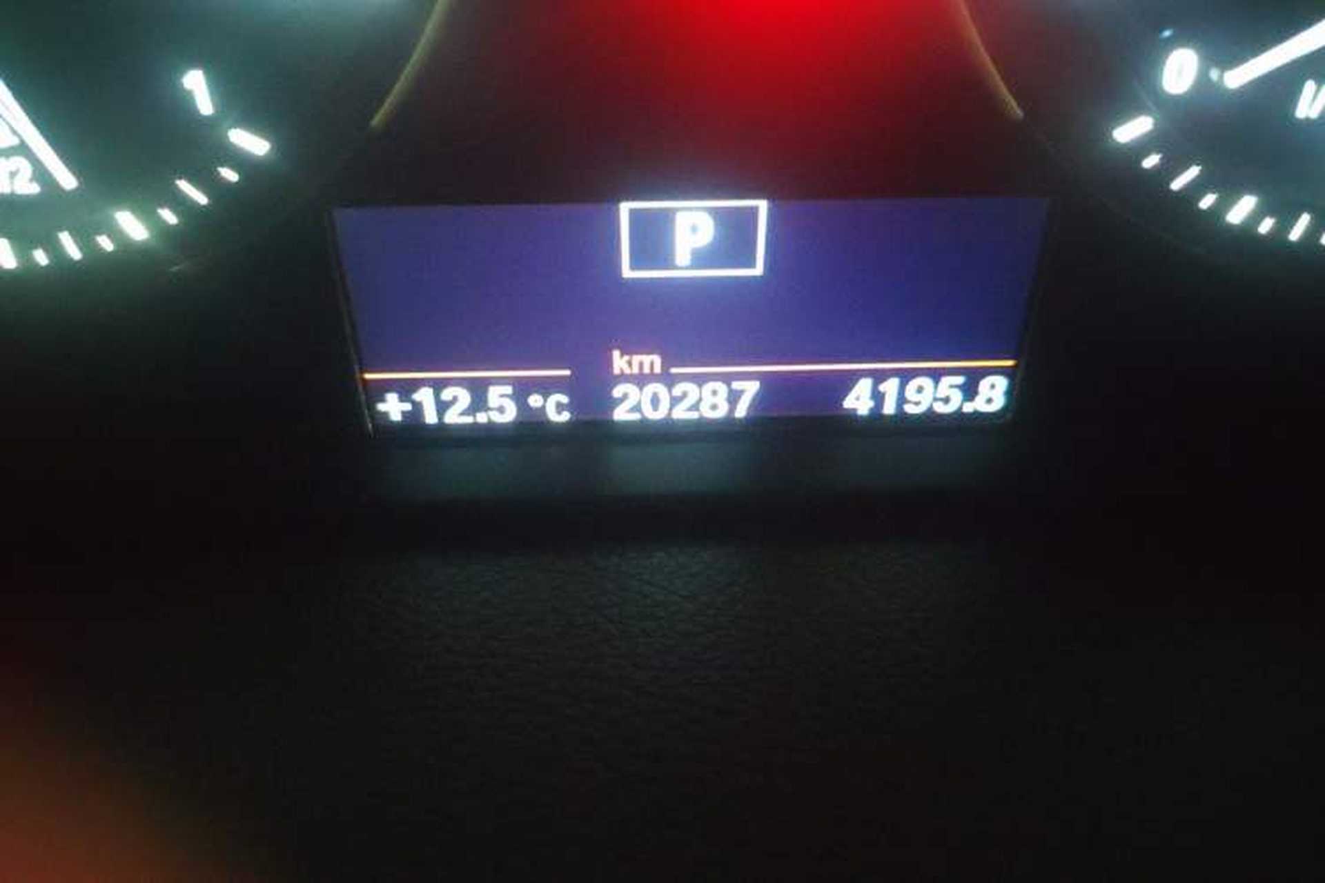 Used BMW 2 Series Active Tourer 2018 218i Leading Model Odometer Close Up