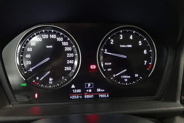 Used BMW 2 Series Active Tourer 2018 218i Leading Model Odometer Close Up