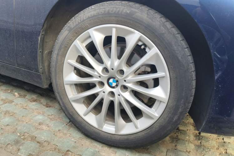 Used BMW 2 Series Active Tourer 2018 218i Leading Model Right Front Wheel Hub