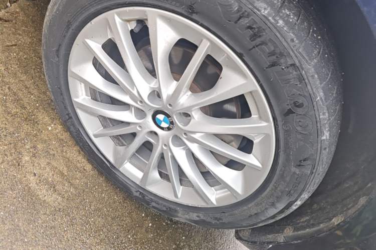 Used BMW 2 Series Active Tourer 2018 218i Leading Model Right Front Wheel Hub