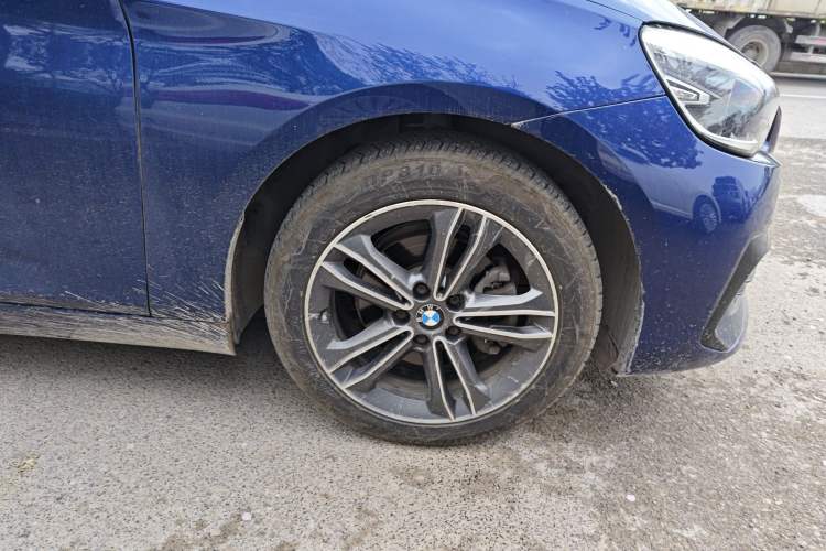 Used BMW 2 Series Active Tourer 2018 218i Premium Sports Package Right Front Wheel Hub