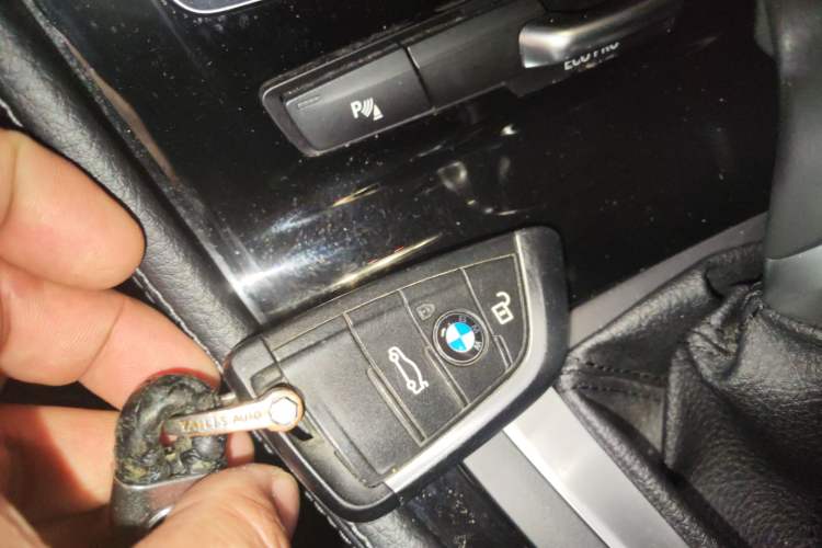 Used BMW 2 Series Active Tourer 2018 220i Luxury Package Vehicle Key