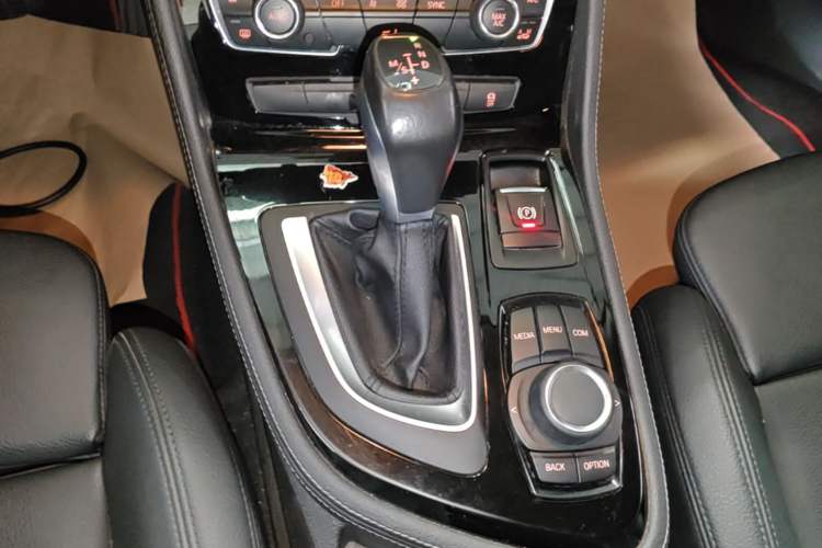 Used BMW 2 Series Active Tourer 2018 218i Premium Sports Package Gear Lever