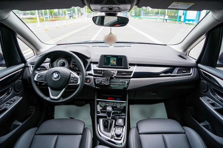Used BMW 2 Series Active Tourer 2018 218i Premium Sports Package Interior 2