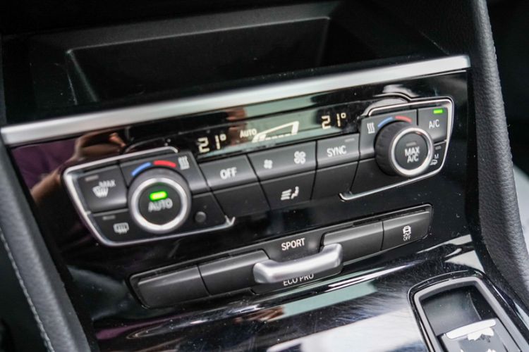 Used BMW 2 Series Active Tourer 2018 218i Premium Sports Package Interior 3