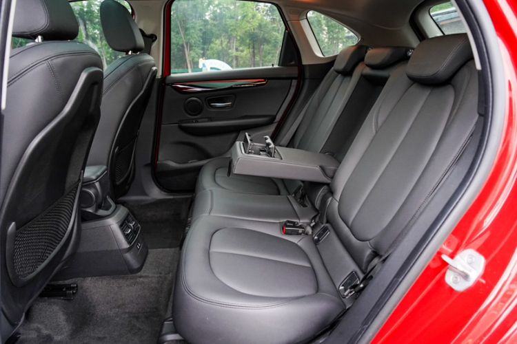 Used BMW 2 Series Active Tourer 2018 218i Premium Sports Package Interior 8