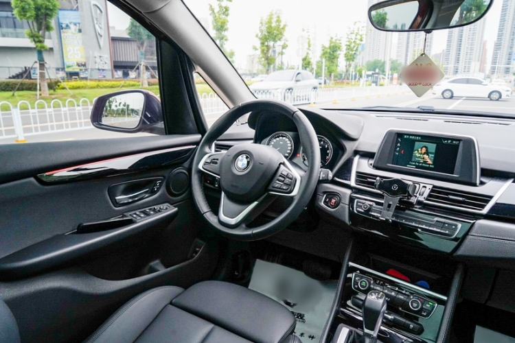 Used BMW 2 Series Active Tourer 2018 218i Premium Sports Package Interior 9