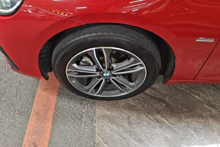 Used BMW 2 Series Active Tourer 2018 218i Premium Sports Package Left Front Wheel Hub