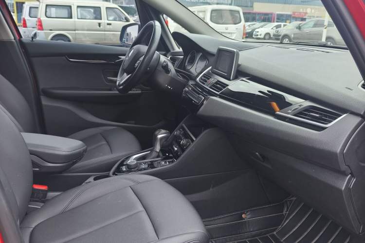Used BMW 2 Series Active Tourer 2018 218i Leading Model Interior 8