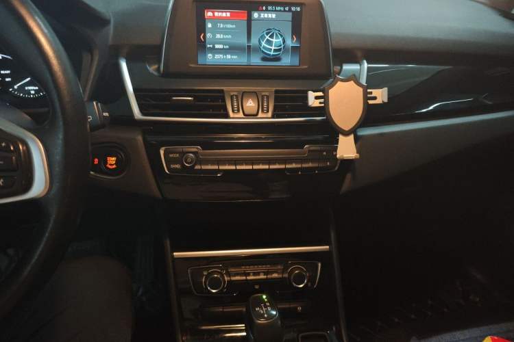 Used BMW 2 Series Active Tourer 2018 218i Fashion Model Audio And AC Panel