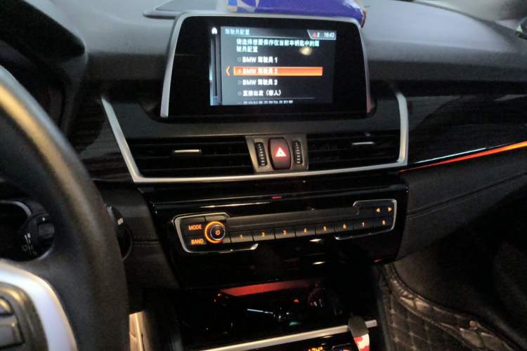 Used BMW 2 Series Active Tourer 2018 220i Luxury Package Audio And AC Panel