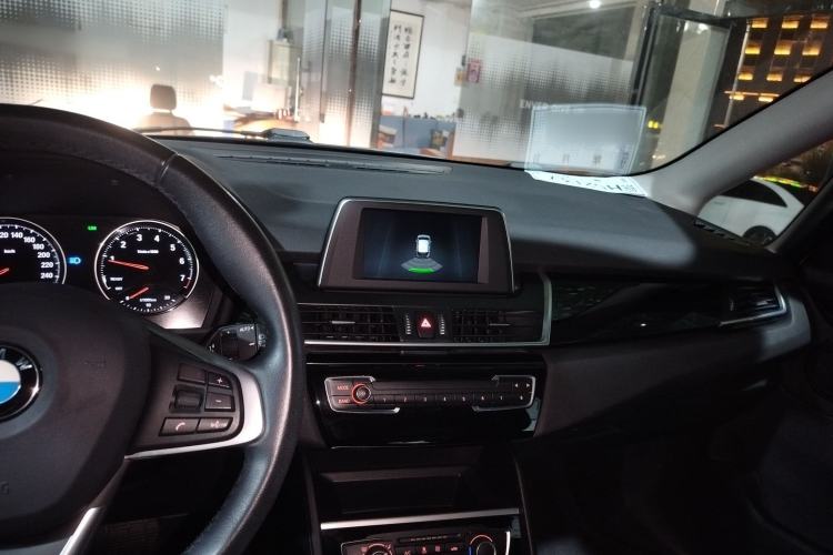 Used BMW 2 Series Active Tourer 2018 218i Fashion Model Center Console