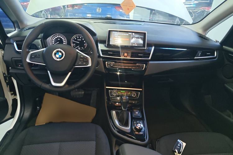 Used BMW 2 Series Active Tourer 2018 218i Fashion Model Center Console