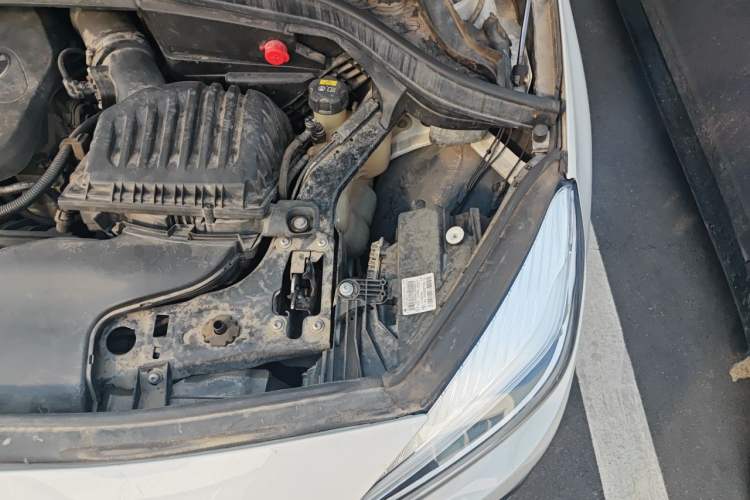 Used BMW 2 Series Active Tourer 2018 218i Leading Model Engine Bay Left