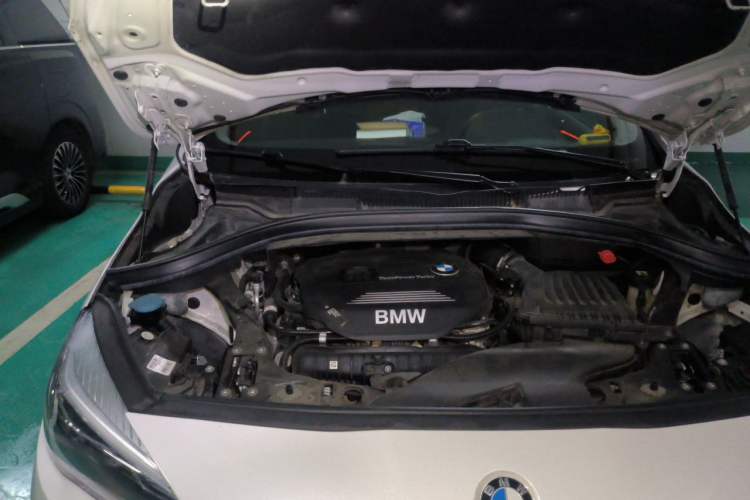 Used BMW 2 Series Active Tourer 2018 220i Luxury Package Engine Bay Right