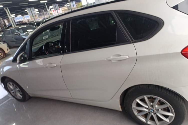 Used BMW 2 Series Active Tourer 2018 218i Fashion Model Exterior 3