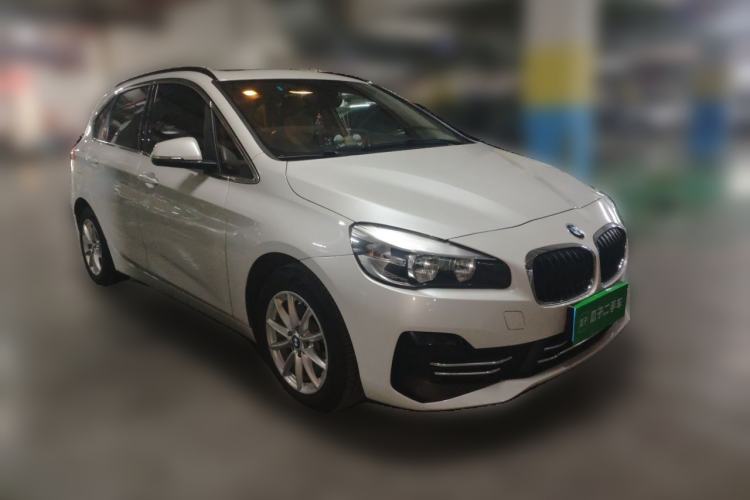 Used BMW 2 Series Active Tourer 2018 218i Fashion Model Front Right 45 Deg