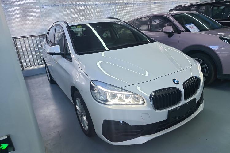 Used BMW 2 Series Active Tourer 2018 218i Fashion Model Front Right 45 Deg