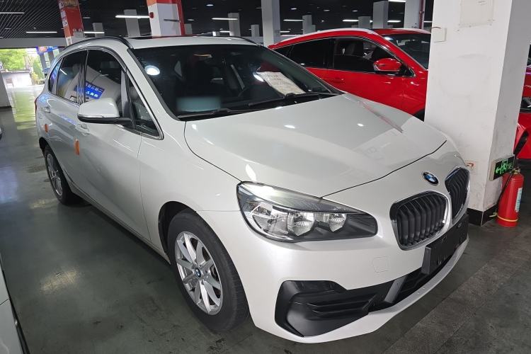 Used BMW 2 Series Active Tourer 2018 218i Fashion Model Front Right 45 Deg