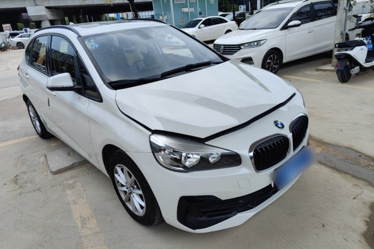 Used BMW 2 Series Active Tourer 2018 218i Fashion Model Front Right 45 Deg
