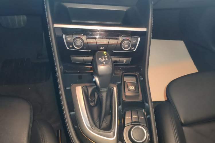 Used BMW 2 Series Active Tourer 2018 218i Premium Sports Package Gear Lever