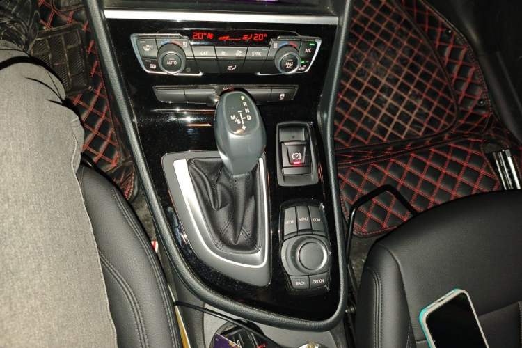 Used BMW 2 Series Active Tourer 2018 218i Leading Model Gear Lever