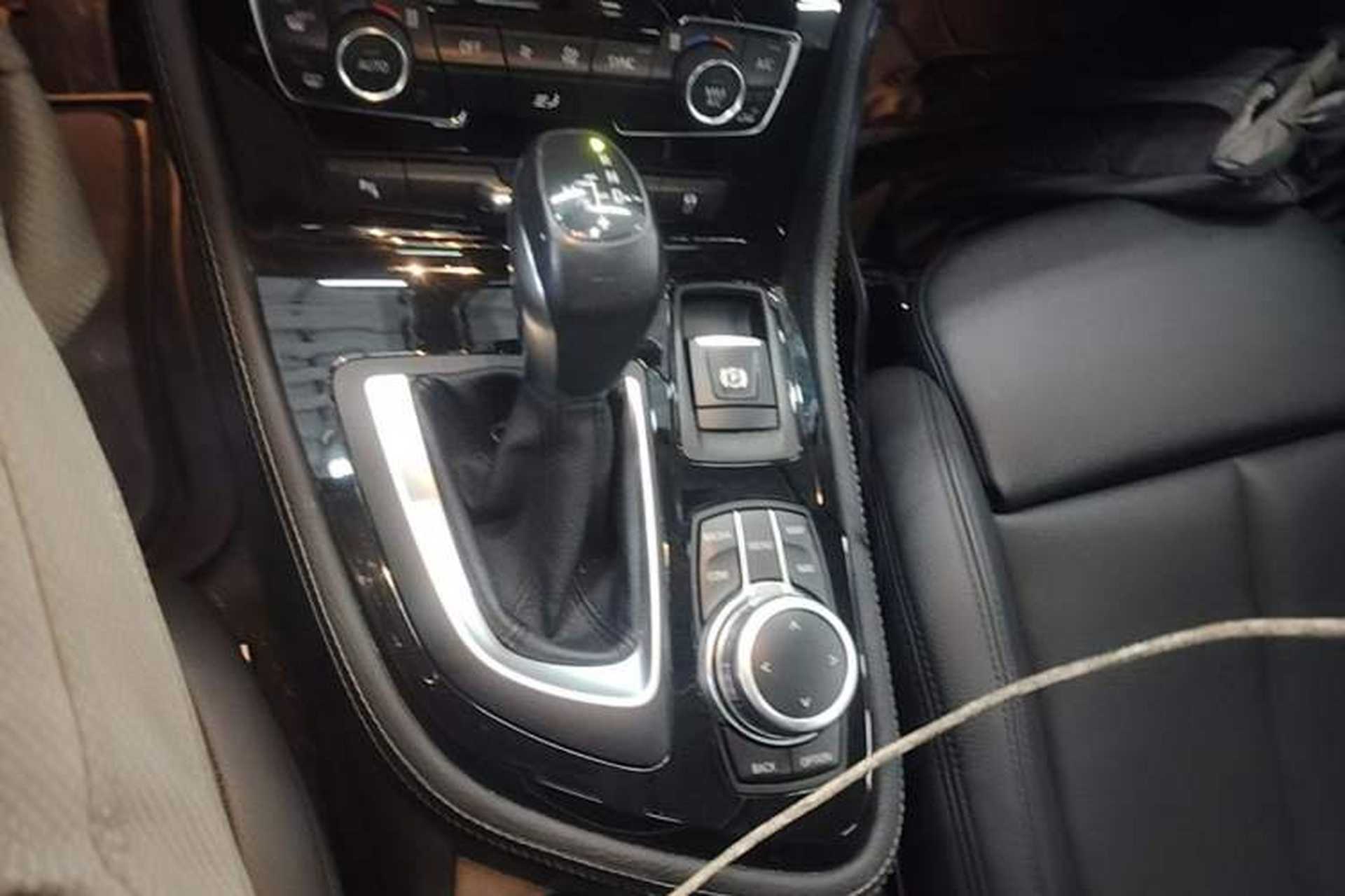 Used BMW 2 Series Active Tourer 2018 220i Luxury Package Gear Lever