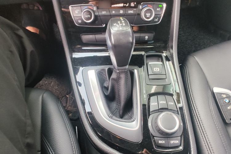 Used BMW 2 Series Active Tourer 2018 218i Leading Model Gear Lever