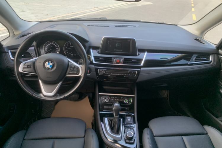 Used BMW 2 Series Active Tourer 2018 218i Premium Sports Package Interior 1