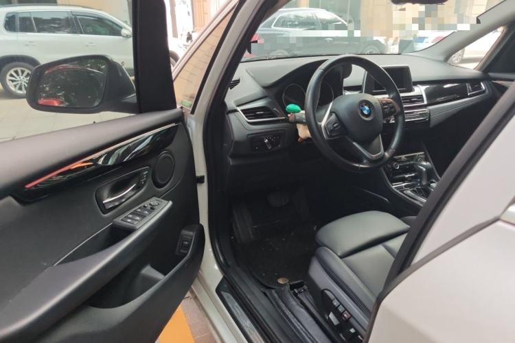Used BMW 2 Series Active Tourer 2018 218i Premium Sports Package Interior 3