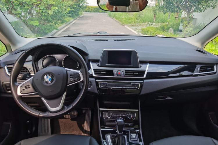 Used BMW 2 Series Active Tourer 2018 218i Leading Model Interior 4