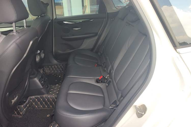 Used BMW 2 Series Active Tourer 2018 218i Leading Model Interior 4