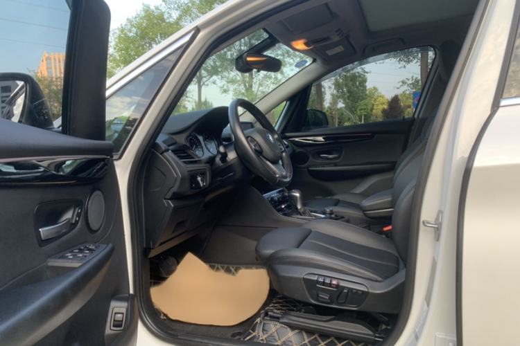 Used BMW 2 Series Active Tourer 2018 218i Premium Sports Package Interior 5