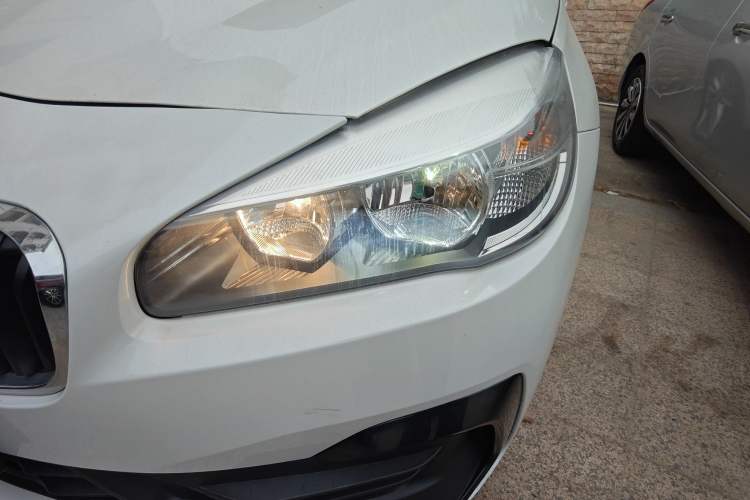 Used BMW 2 Series Active Tourer 2018 218i Fashion Model Left Front Headlight