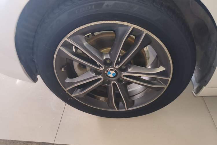 Used BMW 2 Series Active Tourer 2018 218i Premium Sports Package Left Front Wheel Hub