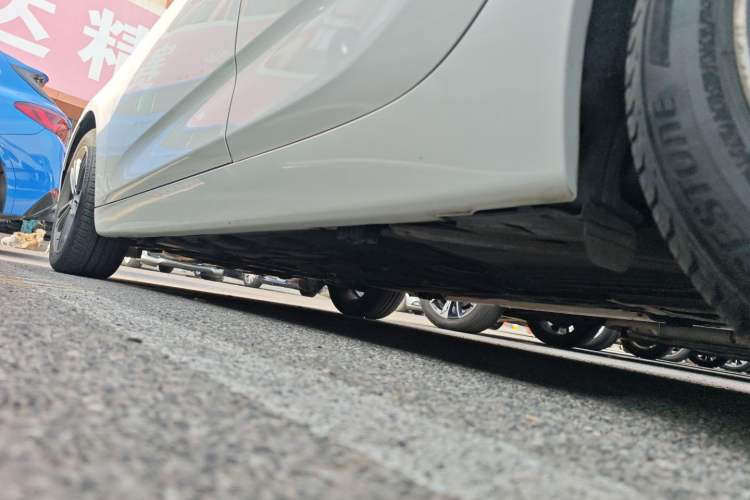 Used BMW 2 Series Active Tourer 2018 218i Premium Sports Package Left Side Sill