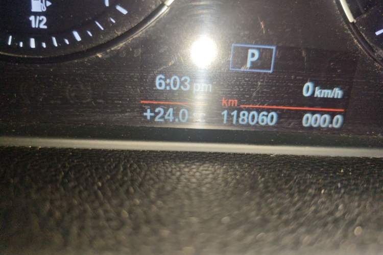 Used BMW 2 Series Active Tourer 2018 218i Fashion Model Odometer Close Up