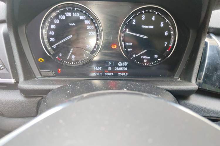 Used BMW 2 Series Active Tourer 2018 218i Fashion Model Odometer Close Up