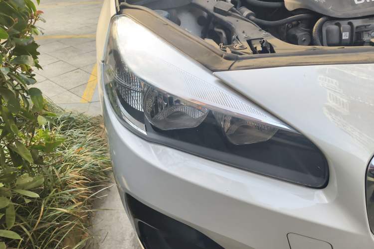 Used BMW 2 Series Active Tourer 2018 218i Fashion Model Right Front Headlight