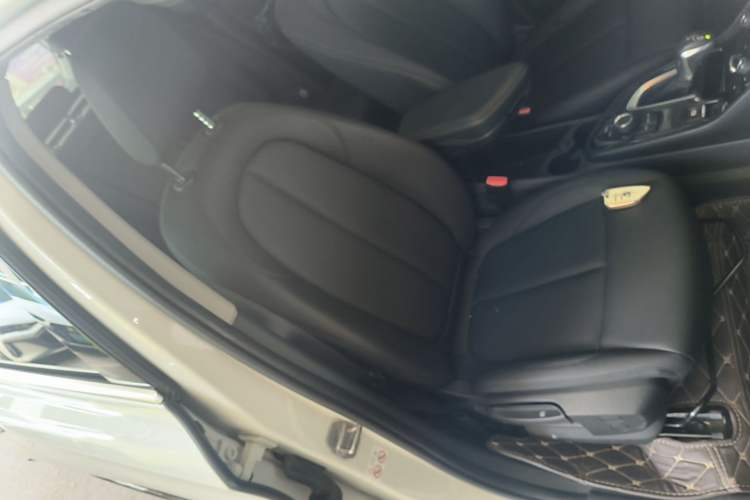 Used BMW 2 Series Active Tourer 2018 218i Leading Model Right Front Seat