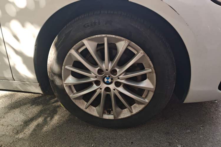 Used BMW 2 Series Active Tourer 2018 218i Leading Model Right Front Wheel Hub