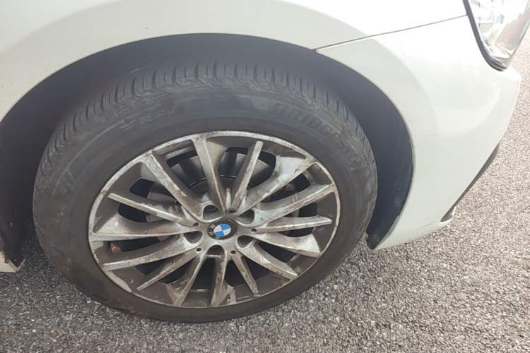 Used BMW 2 Series Active Tourer 2018 218i Leading Model Right Front Wheel Hub