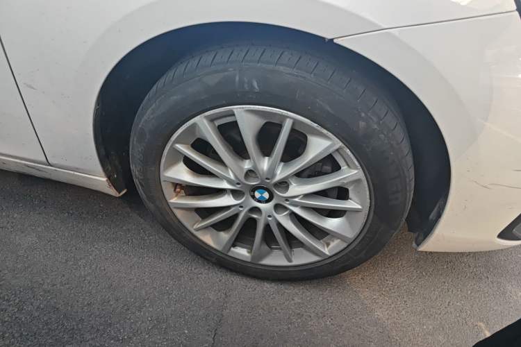 Used BMW 2 Series Active Tourer 2018 218i Leading Model Right Front Wheel Hub
